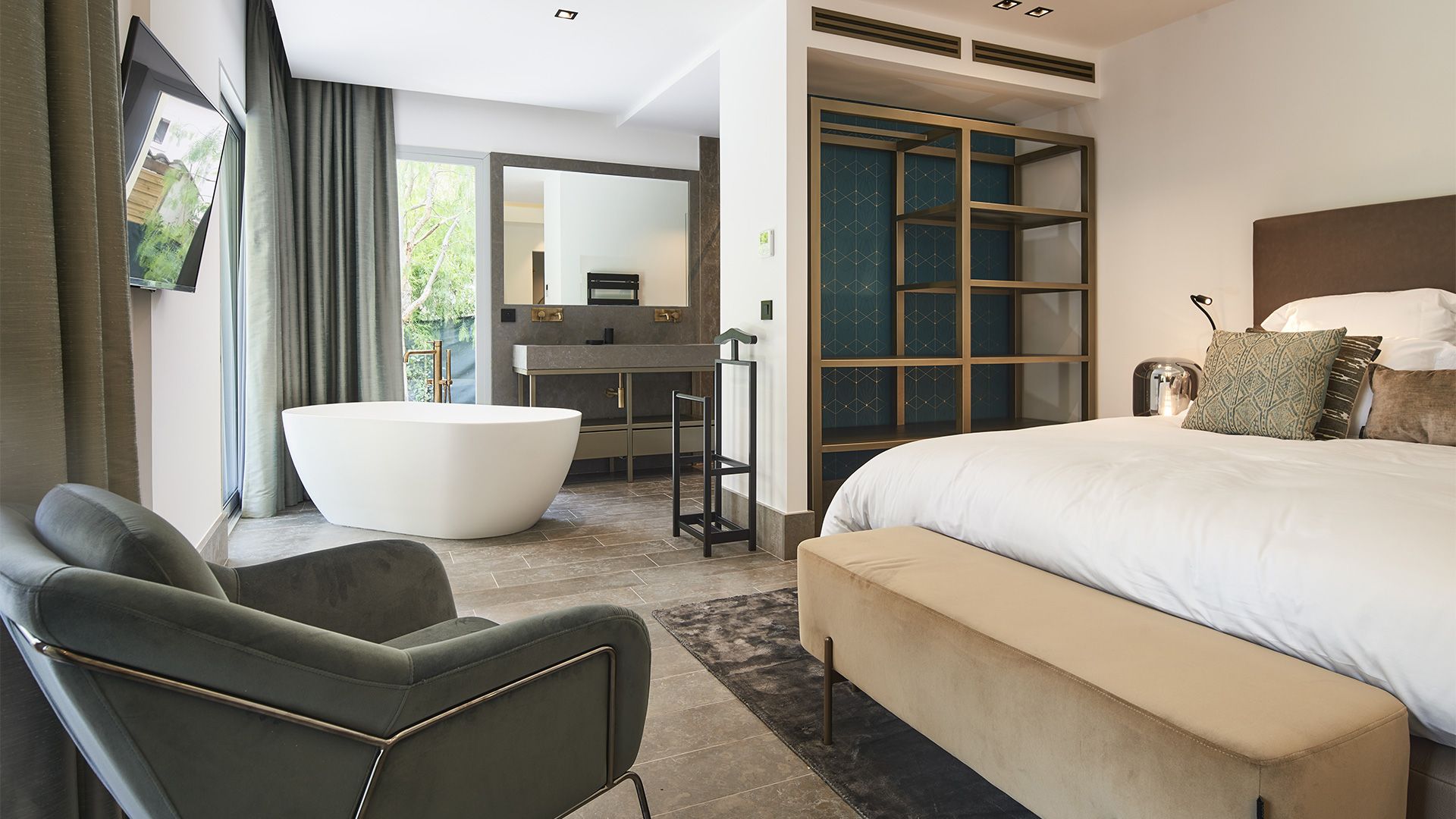 Groupe Habiter - La Villa Van Cleef real estate program, Antibes - Inside view